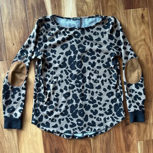 Pink Clover Leopard Print Top size XS